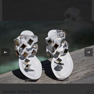 MARE BLU made  in Italy -  leather woman’s sandals - size 7.5 - NWT